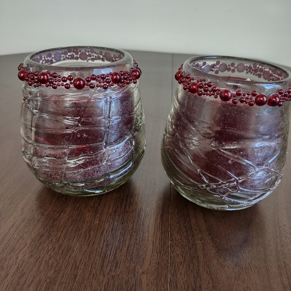 Clear Glass Candle Holders with Burgundy wax Candles.